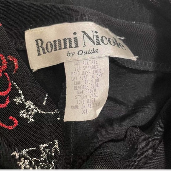 Sparkly shirt - Picture 3 of 6